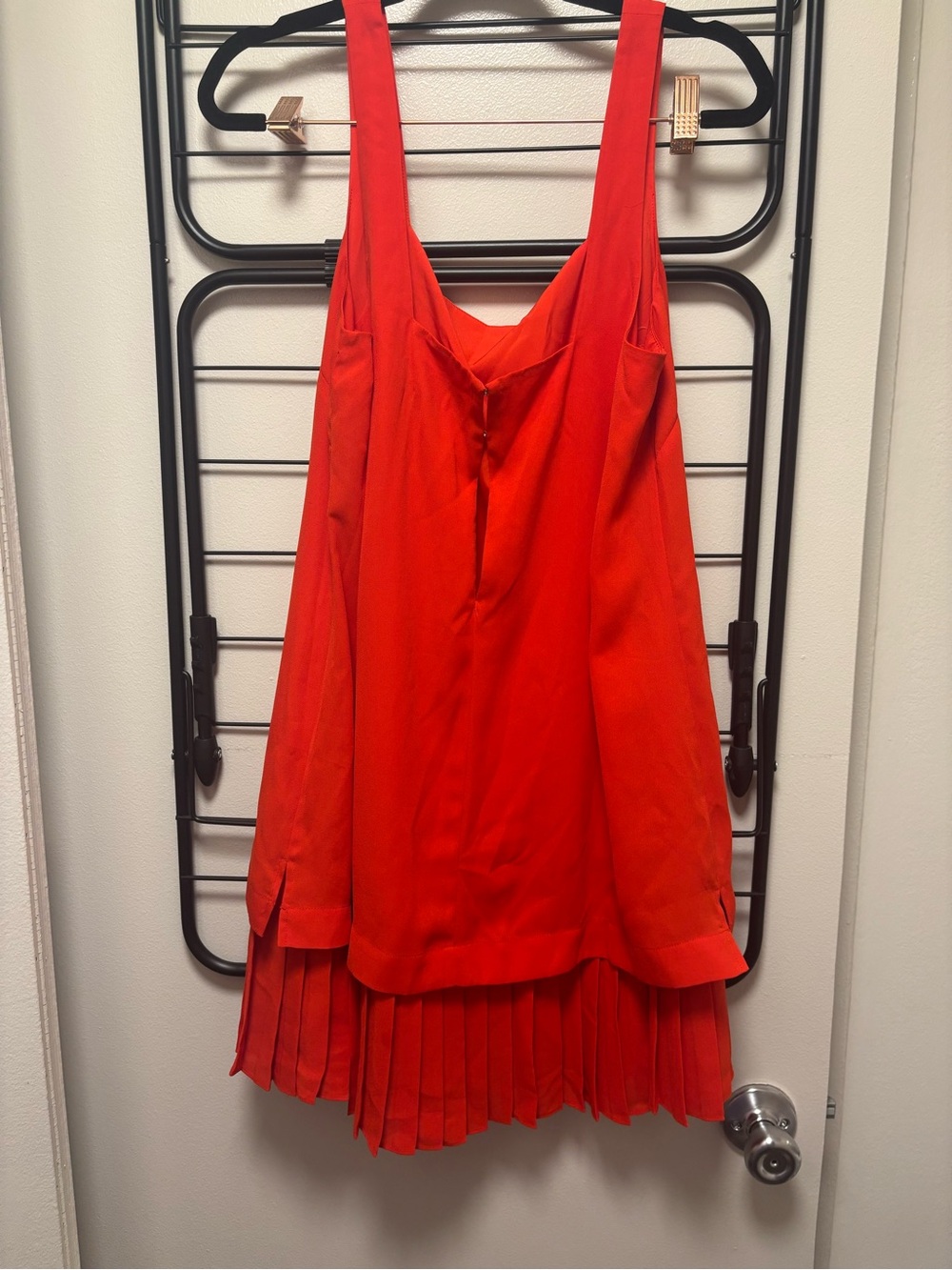 Laundry By Shelli Segal Pleated-Hem Mini Shift Dress - Picture 6 of 7